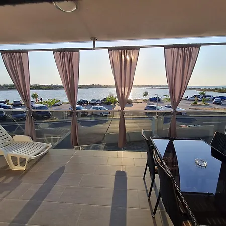 Zdrijac Apartament Nin