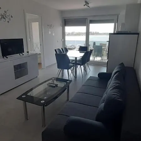 Zdrijac Apartment Nin